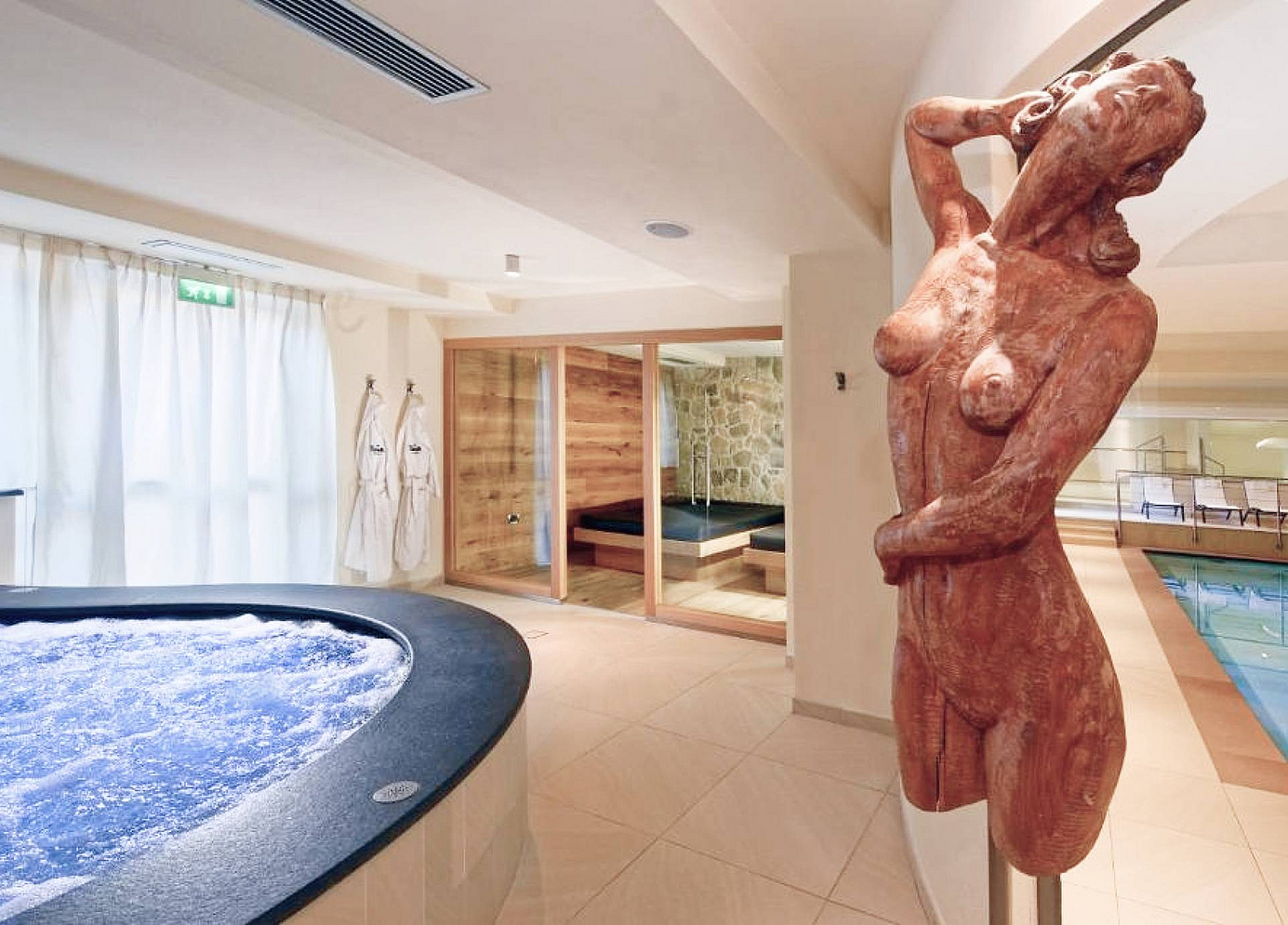 Hotel with pool, Trentino - indoor pool Ravelli Sporting Hotel with pool, Trentino - indoor pool Ravelli Sporting