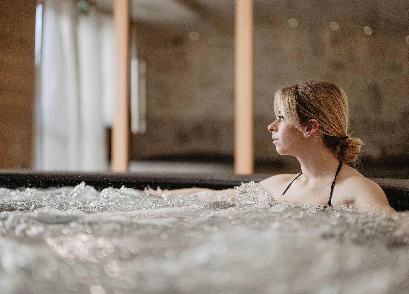 Hotel with pool, Trentino - indoor pool Ravelli Sporting Hotel with pool, Trentino - indoor pool Ravelli Sporting