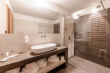 Trentino - Hotel Ravelli Sporting, Marilleva in Italien Trentino - Hotel Ravelli Sporting, Marilleva in Italien
