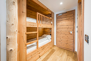 The Ravelli Hotel, Trentino, is the perfect place for those, seeking relaxation, and all of you, who want to collect memories of nature experiences. The Ravelli Hotel, Trentino, is the perfect place for those, seeking relaxation, and all of you, who want to collect memories of nature experiences.