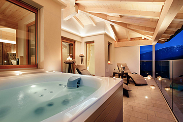 The Ravelli Hotel, Trentino, is the perfect place for those, seeking relaxation, and all of you, who want to collect memories of nature experiences. The Ravelli Hotel, Trentino, is the perfect place for those, seeking relaxation, and all of you, who want to collect memories of nature experiences.