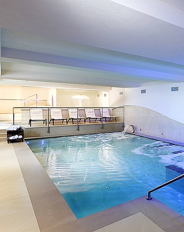 Hotel with pool, Trentino - indoor pool Ravelli Sporting Hotel with pool, Trentino - indoor pool Ravelli Sporting