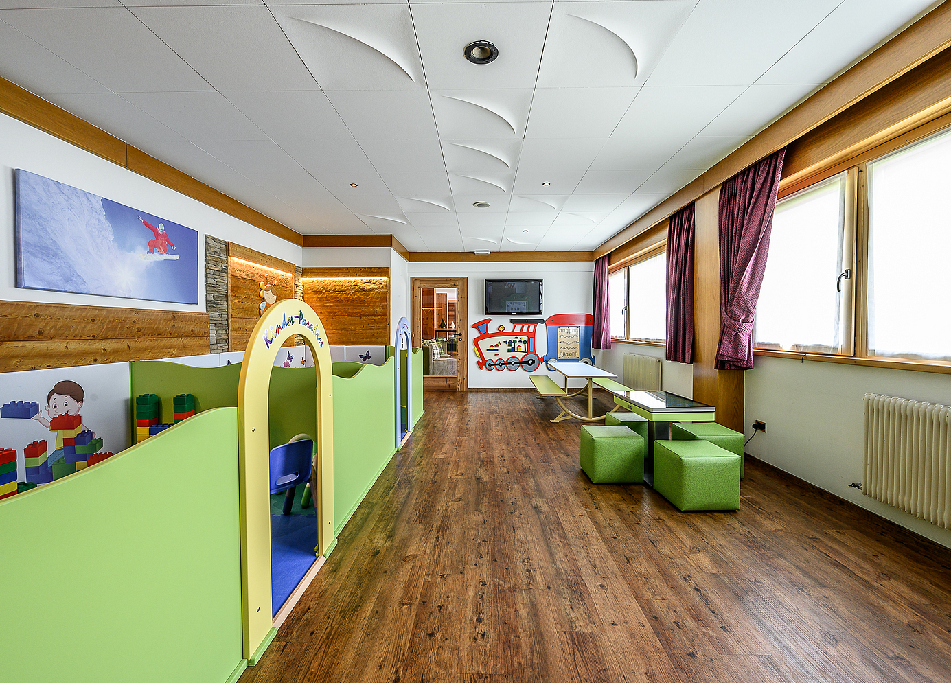 Childcare every day at the Trentino kid-friendly hotel
