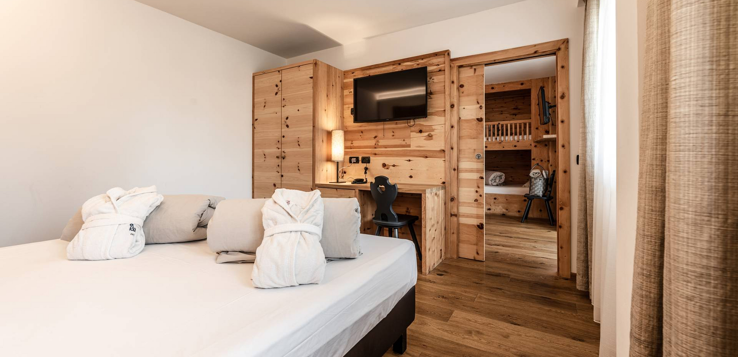 Rooms and suites for your Val di Sole holidays 