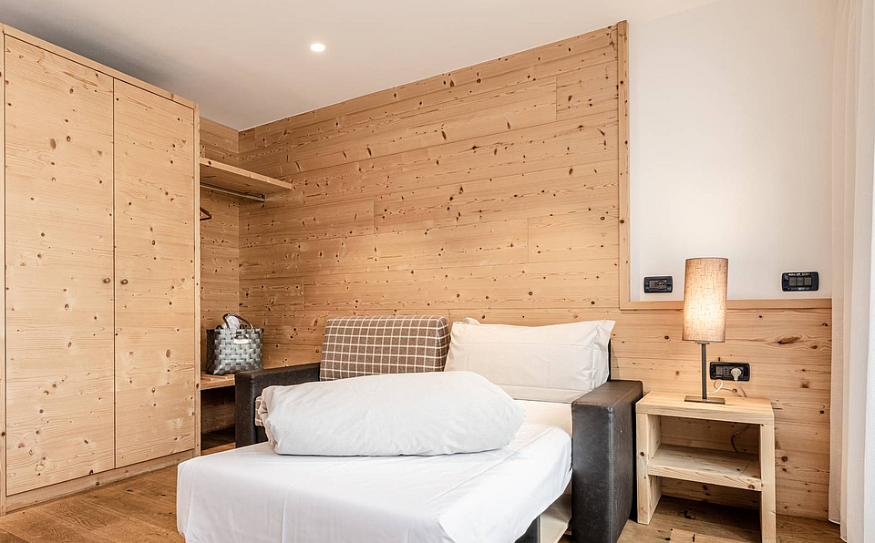 Suites with balcony at the activity hotel, Trentnino